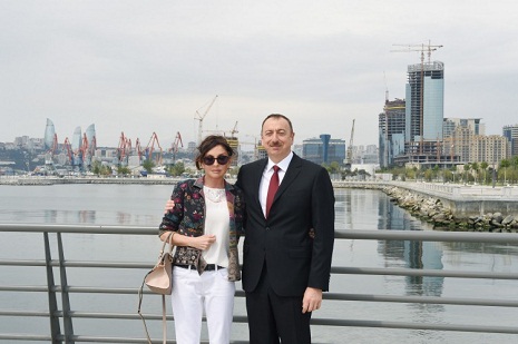 Ilham Aliyev, his spouse review Baku White City boulevard - PHOTOS